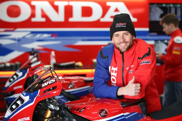 Successful left wrist surgery for Jake Dixon