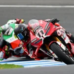 Phillip Island 2026, Superpole Race: comeback victory for Bulega