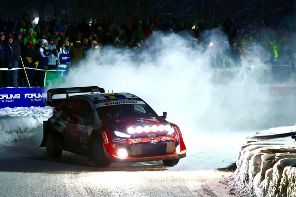 Rally Sweden 2026, SS1: Solberg early leader at home