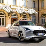Suzuki Swift Hybrid, the Sakura special series debuts