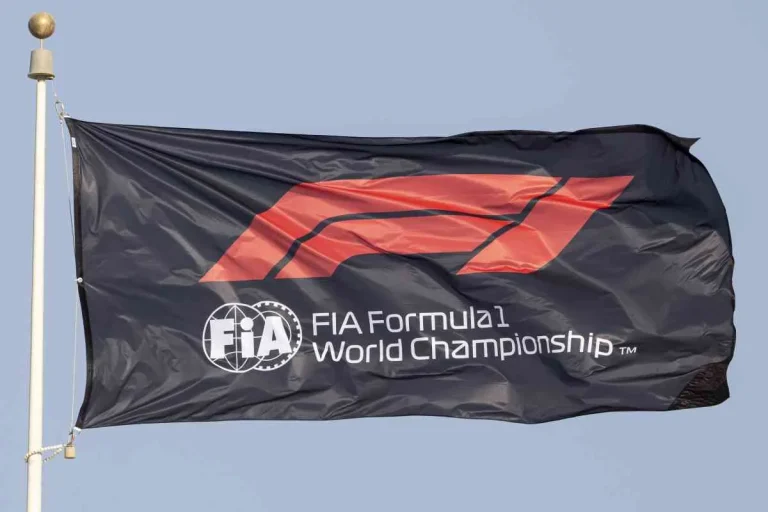 F1, the 24-hour ‘marathon’ on YouTube has begun: full replay of 12 unforgettable GPs from the last 20 years