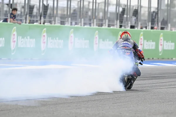 Yamaha, starts also need to be fixed: Quartararo's smoke – VIDEO