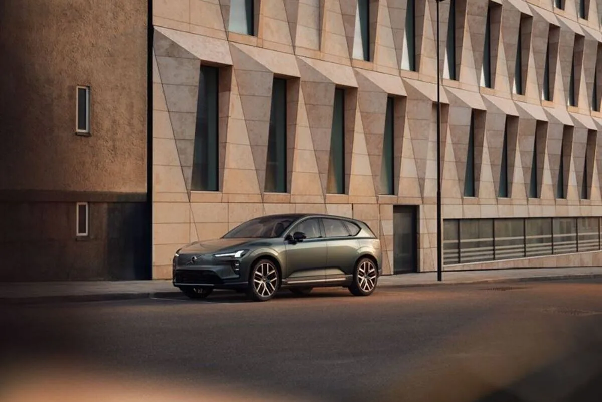 Volvo EX60, orders exceed forecasts