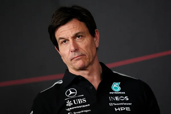 Wolff: “It's difficult to talk about sport with what is happening, fortunately all Mercedes personnel are safe”