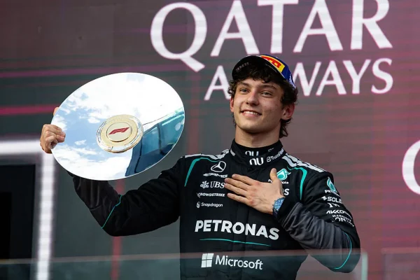 Antonelli: “The car is there, but we still need to work. Ferrari was fast”