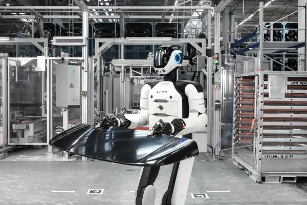 BMW, humanoid robots in production in Germany