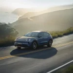 Porsche Cayenne S Electric, up to 666 hp of power