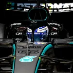 2026 Chinese GP, the Sprint starting grid: Mercedes dominates again, Russell on pole. Antonelli 2nd at risk of penalty, then Norris and Hamilton. Leclerc 6th