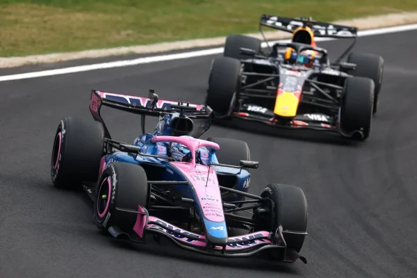 Herbert: “I hope Alpine doesn't become Mercedes' Racing Bulls”