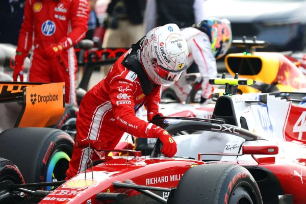 Hamilton slams the SF-26: “We have to close a huge gap to Mercedes. And it's not just the PU's fault”
