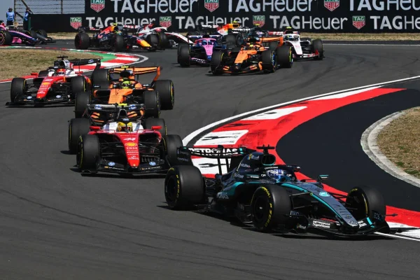 Russell: “Hamilton caught me by surprise, Ferrari is very close to us on race pace”