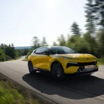 Lotus Eletre, the new PHEV version debuts in China