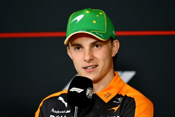 McLaren fourth fastest according to Piastri: “Mercedes, Ferrari and Red Bull seem ahead”