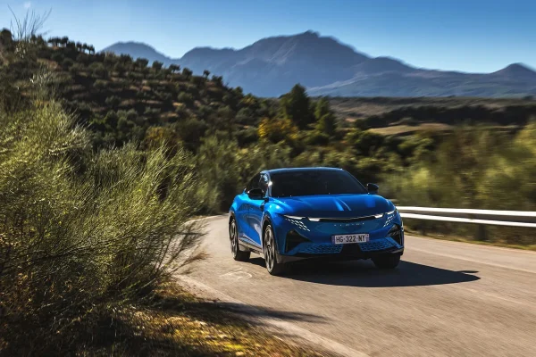Alpine A390, orders open: prices from 67.500 euro