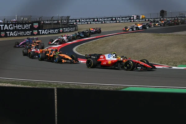 Norris: “Our advantage over Ferrari is the engine, but they are better in the corners than Mercedes”