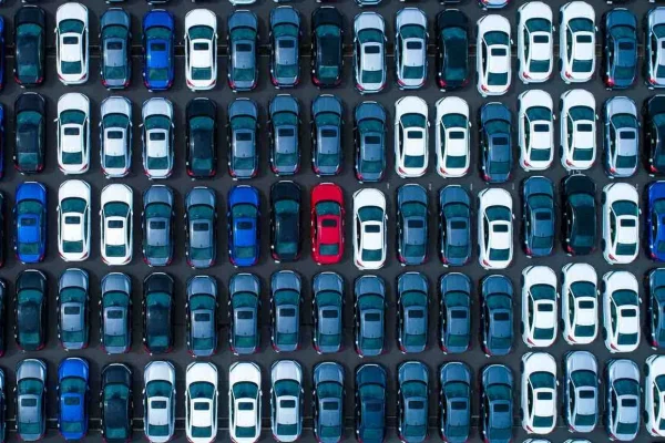 Car market, growth in February thanks to short-term rentals