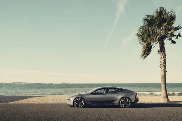 Polestar 5, carbon footprint smiles on the environment