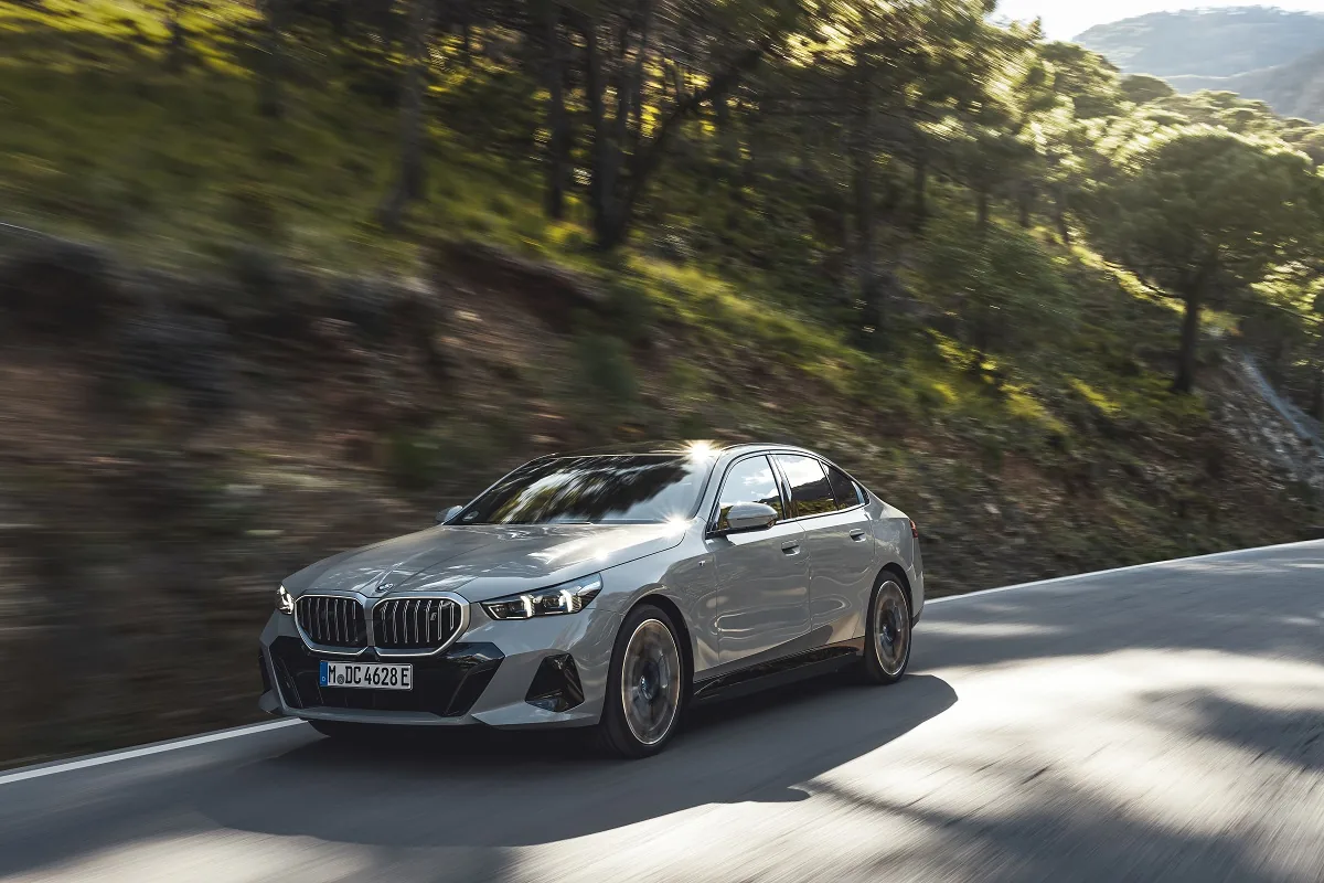 BMW recalls nearly 180.000 vehicles in China