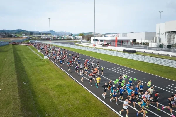 Italy Half Marathon, Ferrari opens its doors