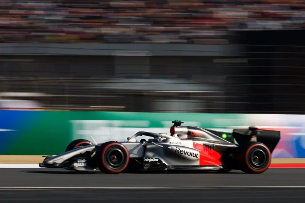 Hülkenberg narrowly misses the points in China: “It wasn't a flawless race”