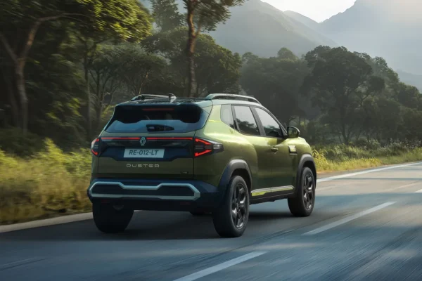 Renault, two new products within two days