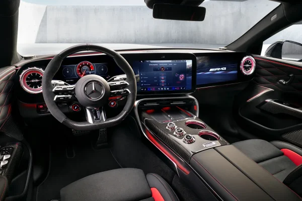 Mercedes-AMG GT Coupé4, first look at the interior