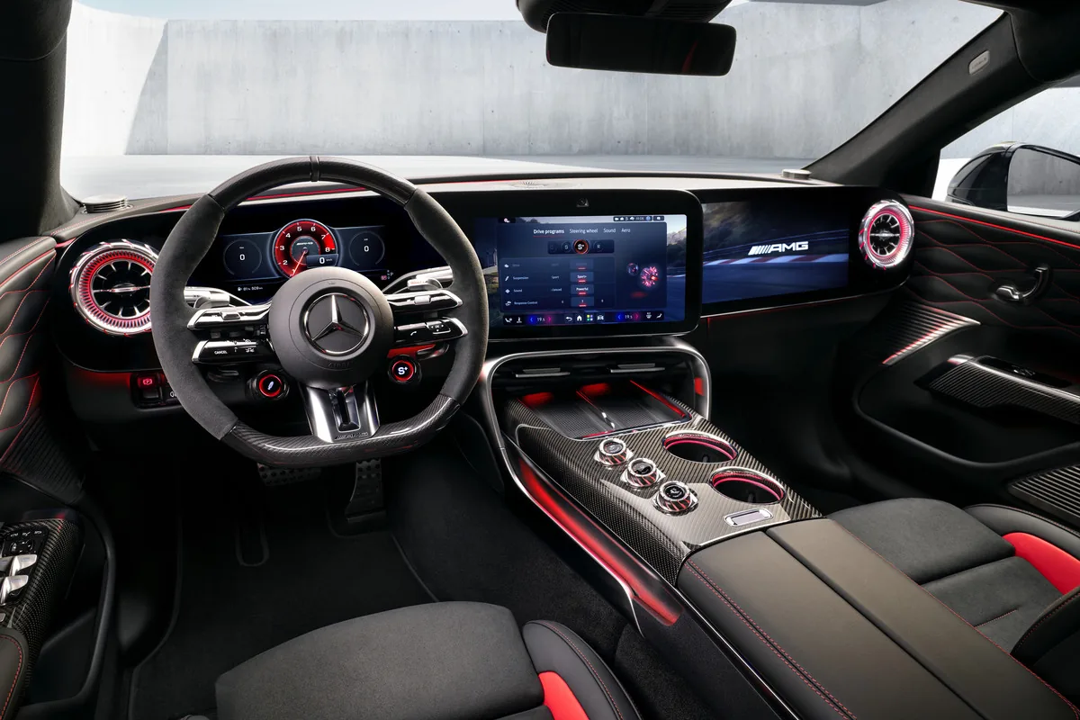 Mercedes-AMG GT Coupé4, first look at the interior