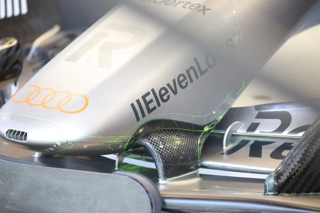 Audi R26 F1 Nose