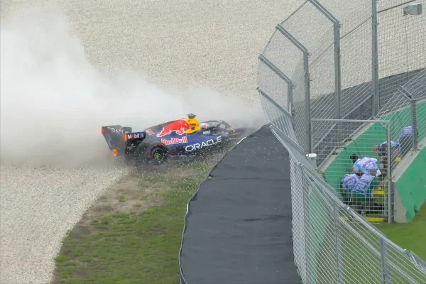 Sensational Verstappen! Straight into the wall in Q1: rear axle problem
