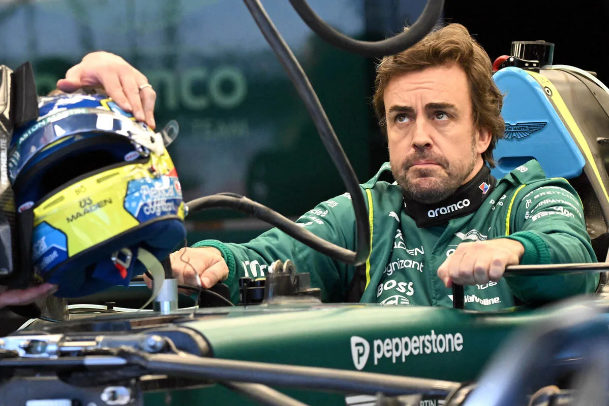 Alonso refutes Newey: “Unbearable finger vibrations? If I were fighting to win I could stay in the car for 3 or 4 hours straight”