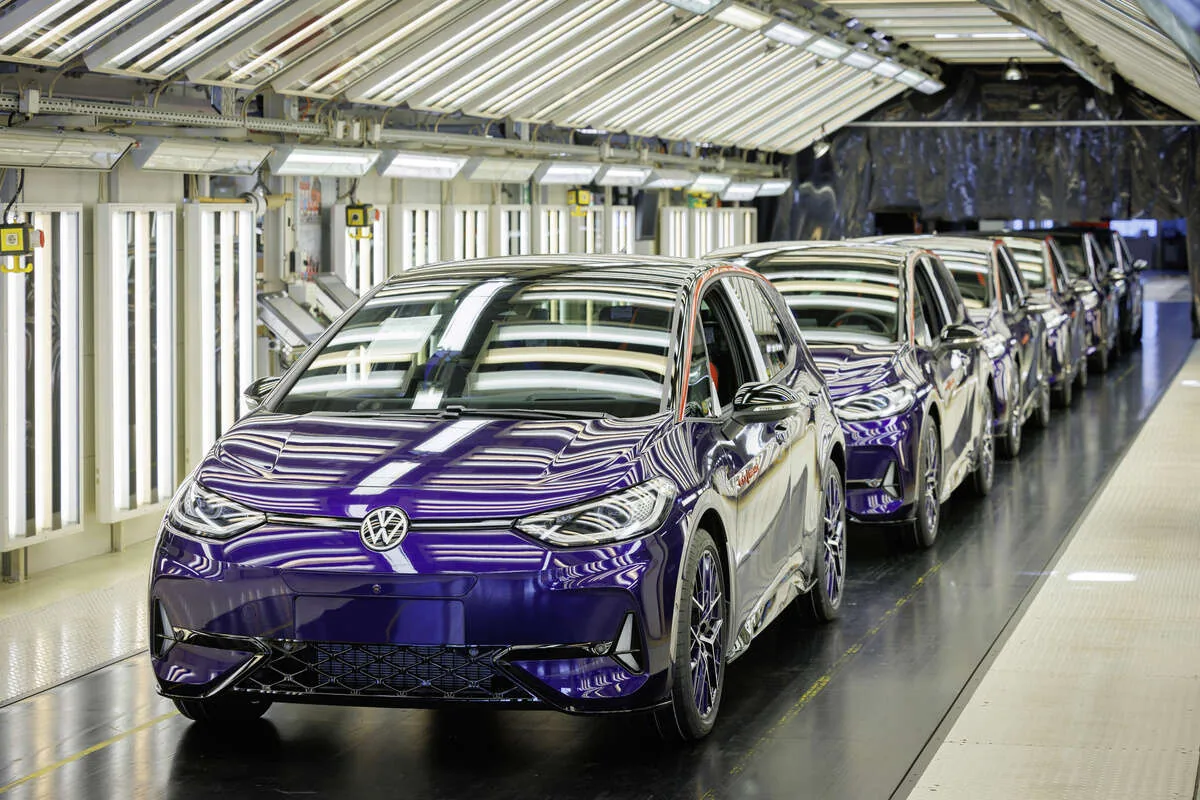 Volkswagen further reduces production