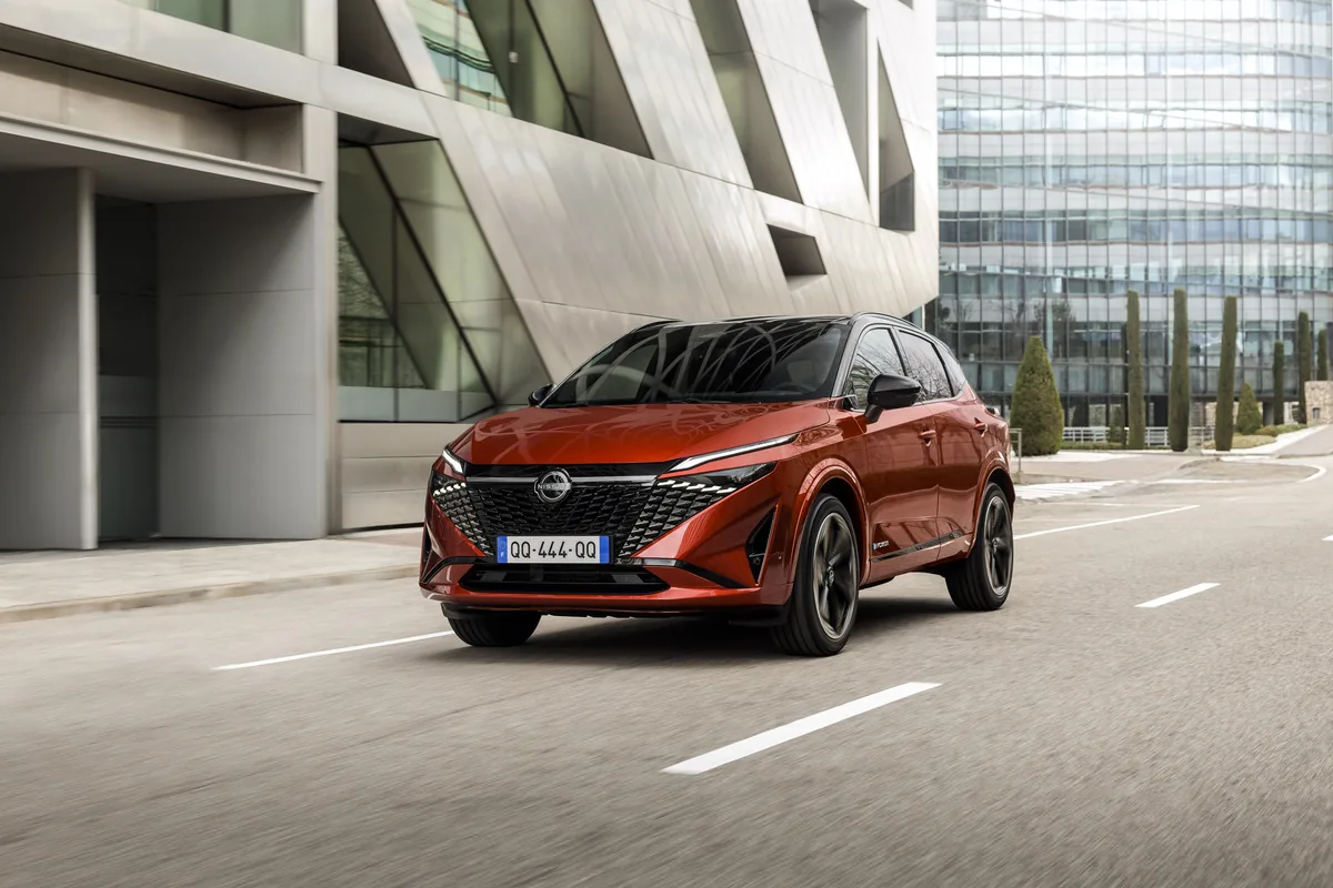Nissan Qashqai, leader among C-SUVs in Italy