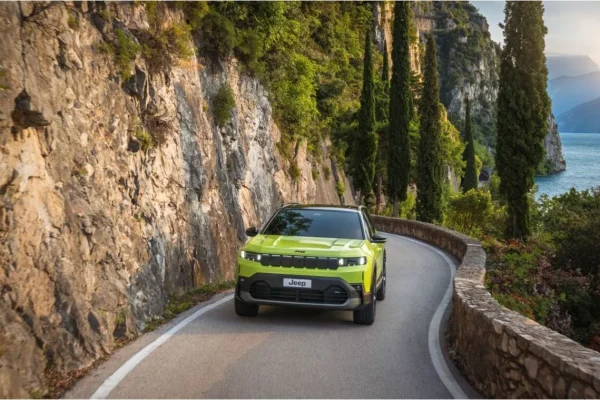 Jeep Compass, orders open for two new versions