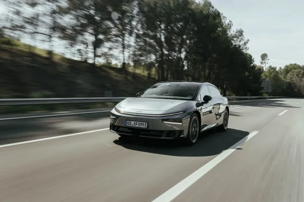 Xpeng P7+, how the super tech electric sedan performs