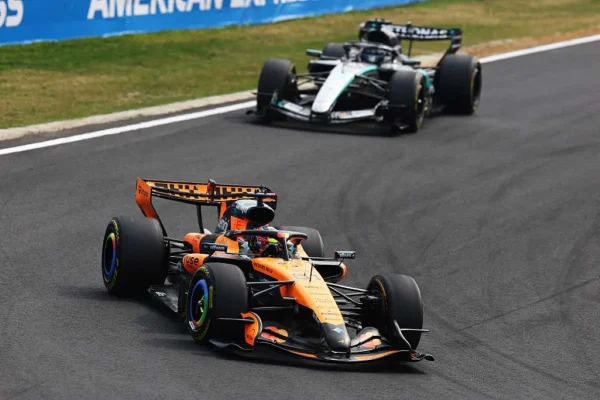 Piastri confident: “Mercedes beatable? Yes, but we have a big gap to close”