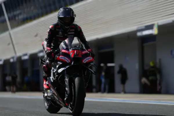 Bezzecchi pushes Aprilia: “We can still grow. Are we the best? We'll know at the end”