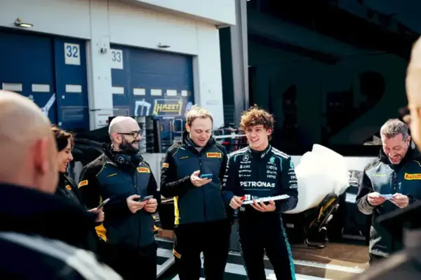 Pirelli Test at Nürburgring: over 2,000 km in two days for Mercedes and McLaren