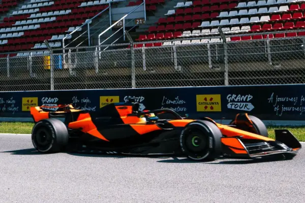 Fornaroli, second test in the McLaren: 68 laps at Silverstone