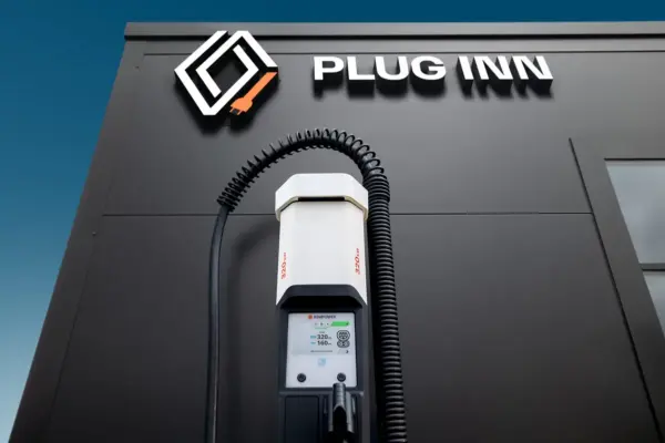 Renault, a new era of electric charging with “Plug Inn”