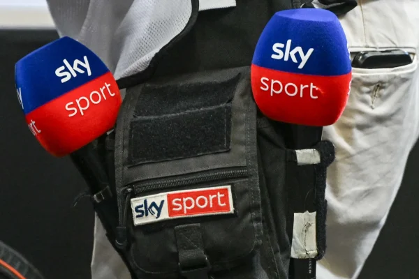 Who draws more on TV between Antonelli, Bezzecchi and Sinner?