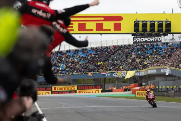 Assen 2026, Race 2: Bulega finishes the Dutch weekend in style
