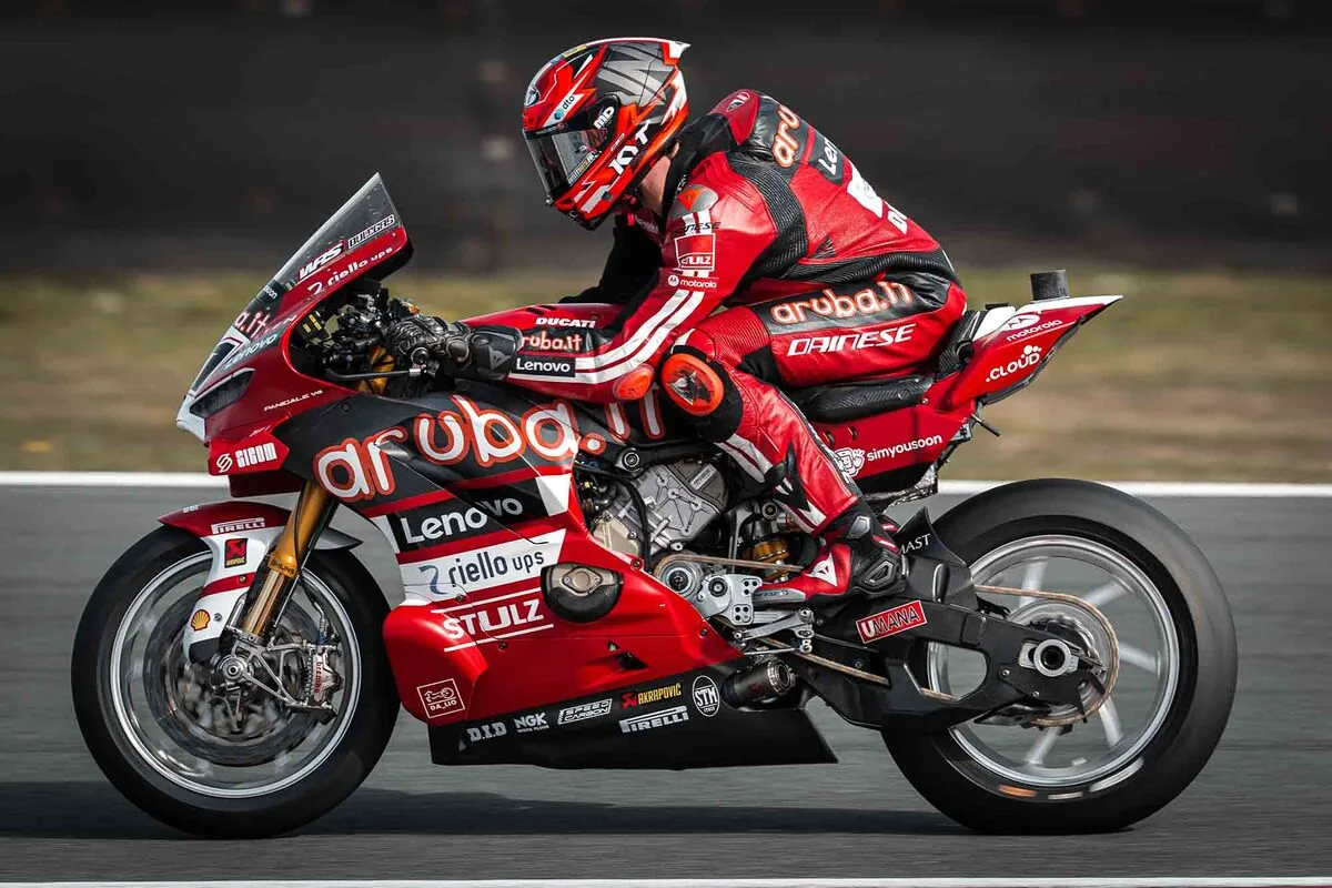 Assen 2026, Superpole: Bulega at the top also in the Netherlands