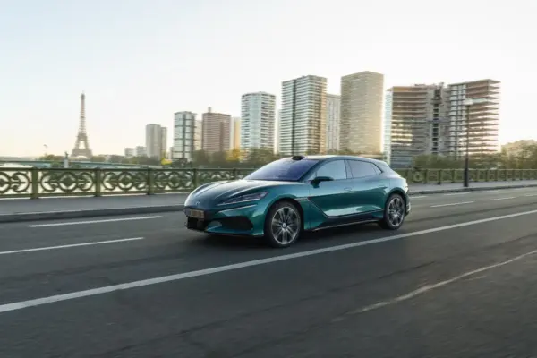 DENZA Z9GT and D9, expansion outside China begins