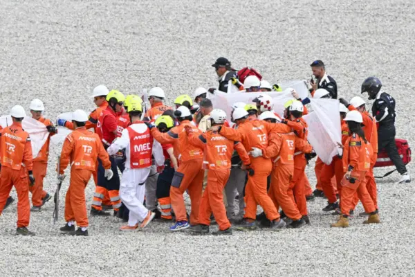 Cecchinello: “I spoke with Zarco, he was calm. At the hospital, he will have tests on his left leg”