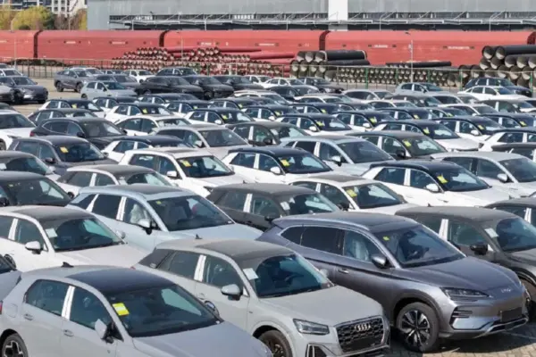 EU auto tariffs, Trump announces increase to 25%