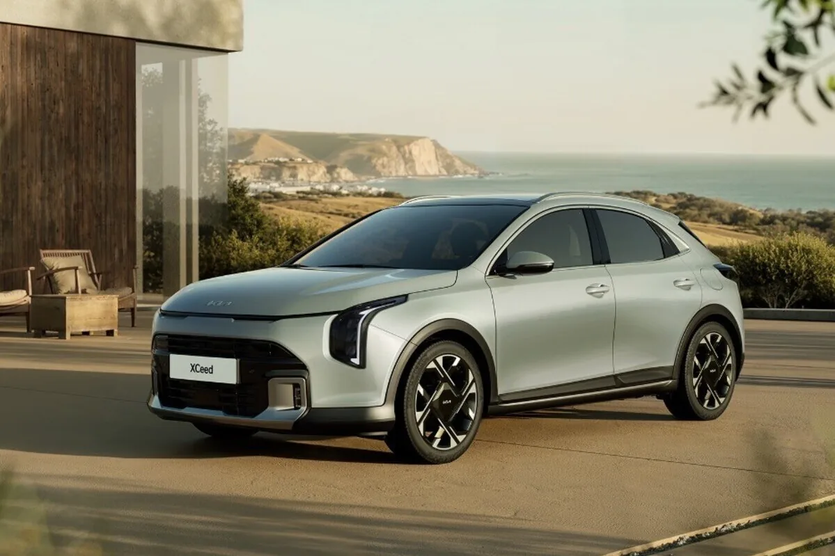 KIA XCeed is renewed: what changes inside and out
