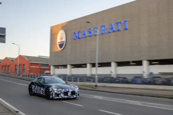 Maserati, road test for camouflaged prototypes