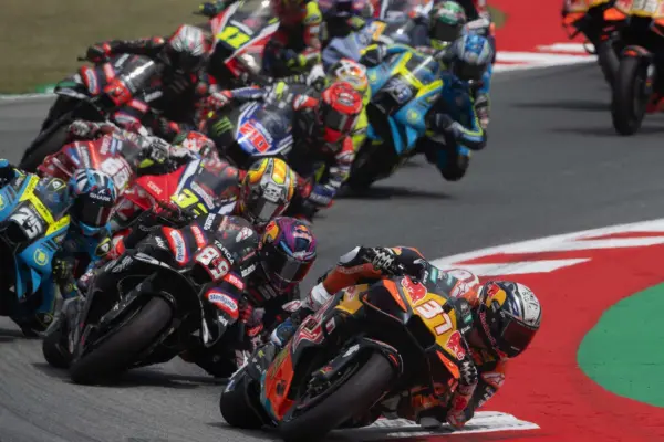 Pedro Acosta: “After two red flags, the third start could have been avoided, we riders put on the show”