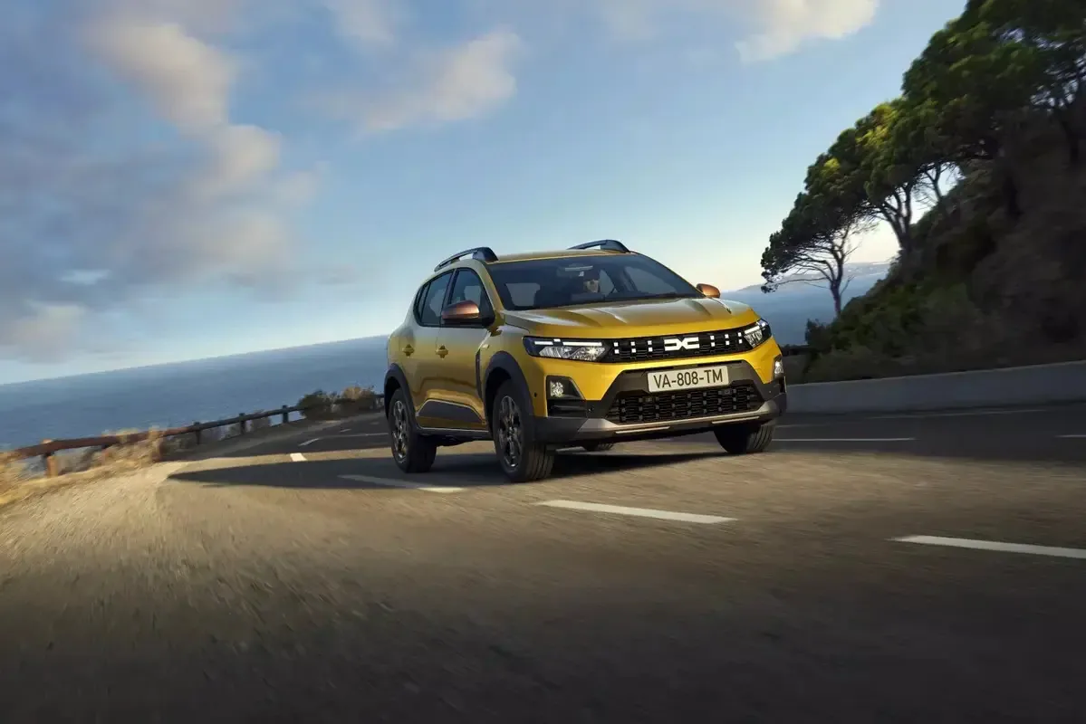 Dacia AR, augmented reality for the entire range