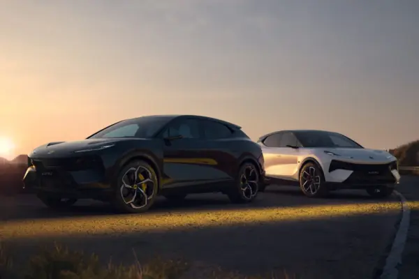Lotus, new V8 hybrid by the end of 2028